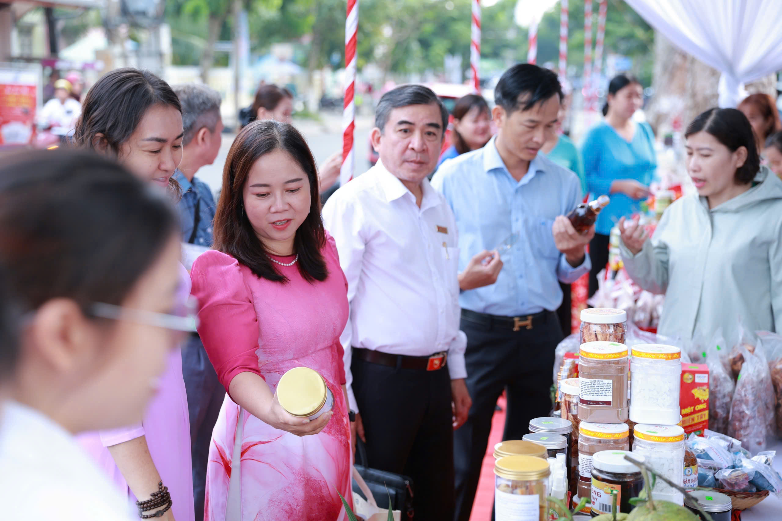 Hội Phụ nữ Bến Tre tăng cường phối hợp với báo chí: Thúc đẩy phụ nữ tham gia phong trào thi đua yêu nước, góp phần phát triển kinh tế – xã hội địa phương