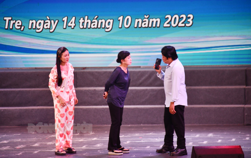 Truyền thông xây dựng gia đình hạnh phúc, giải pháp kéo giảm ly hôn