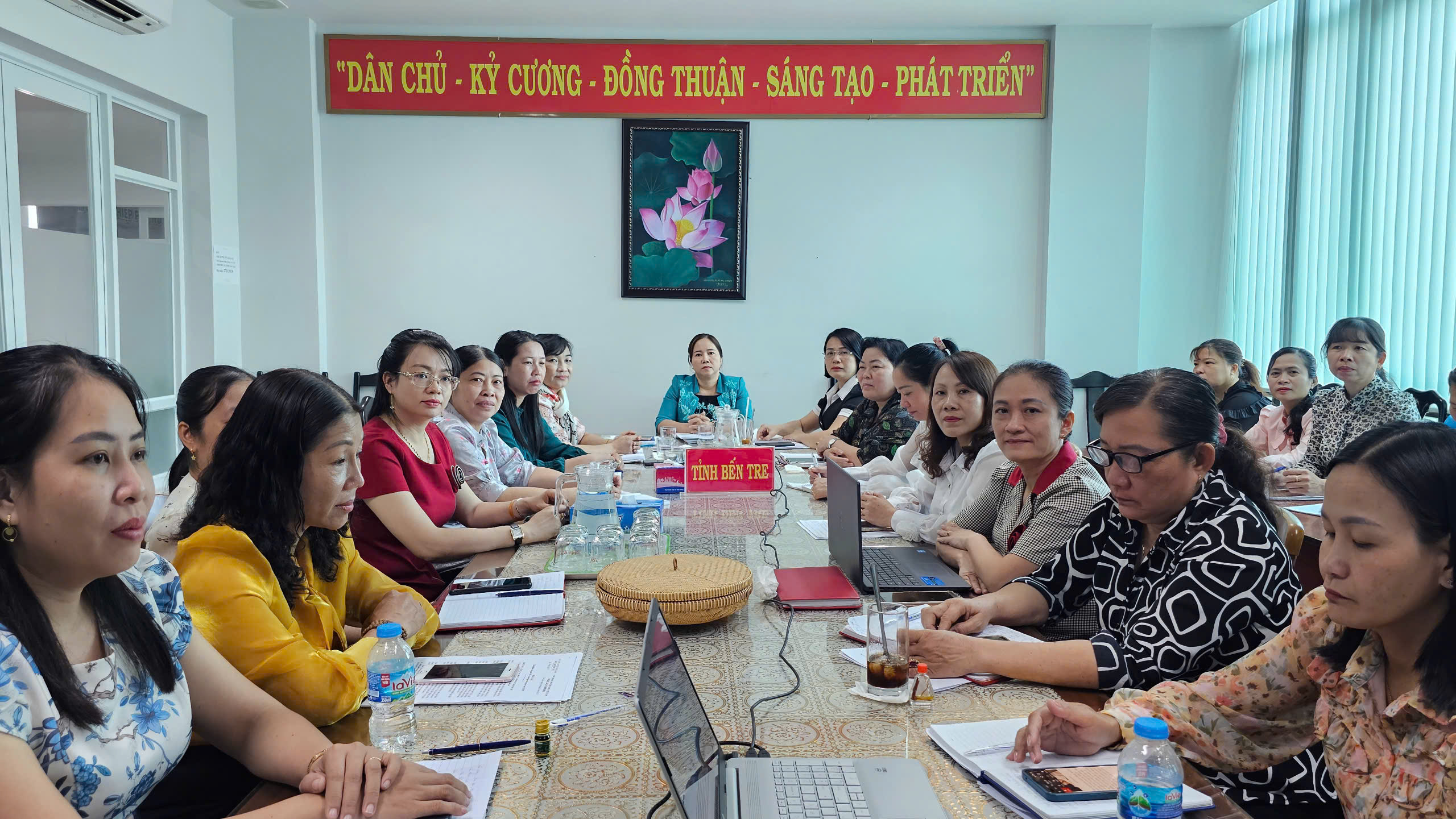 Hội LHPN tỉnh Bến Tre: Đẩy mạnh phong trào thi đua, nâng cao chất lượng hoạt động trong bối cảnh sáp nhập địa giới hành chính, sắp xếp lại tổ chức bộ máy các cấp