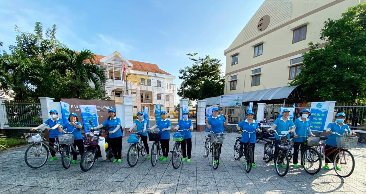 Phụ nữ Thành phố Bến Tre hưởng ứng Ngày pháp luật
