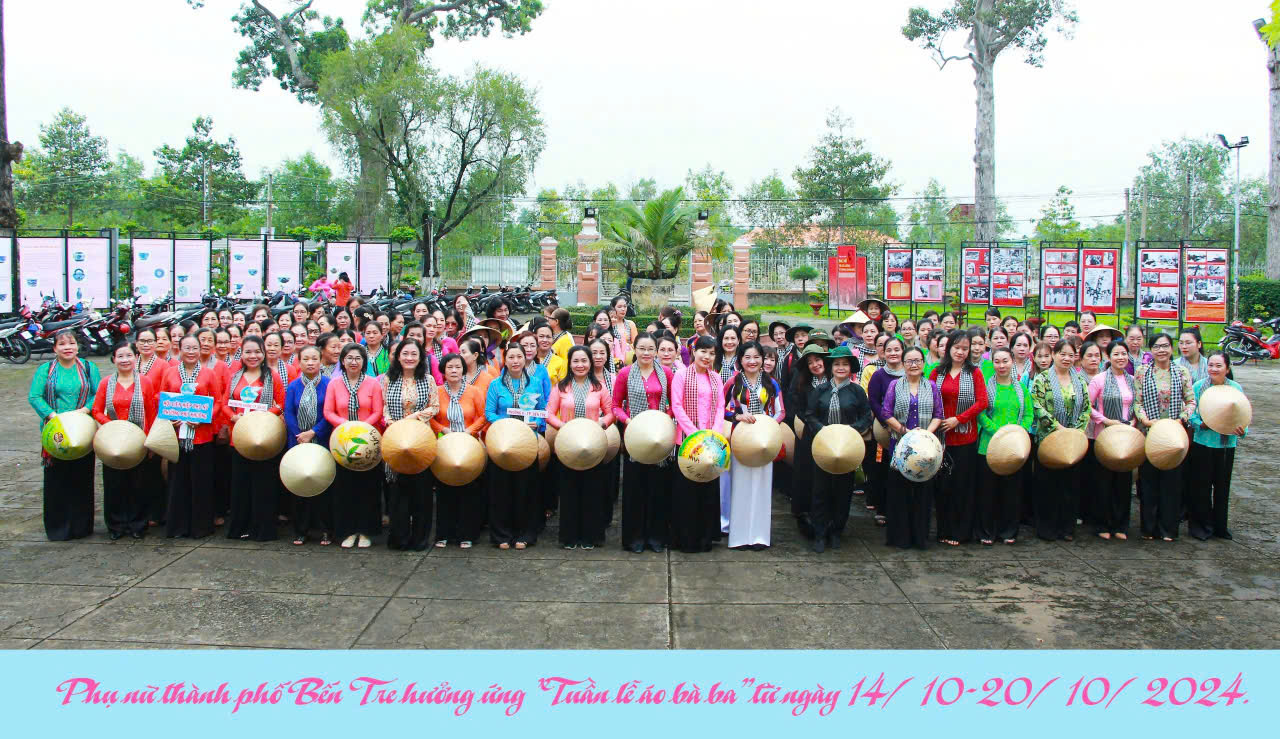 Hội LHPN thành phố Bến Tre hưởng ứng "Tuần lễ áo bà ba" từ 14/10- 20/10/2024